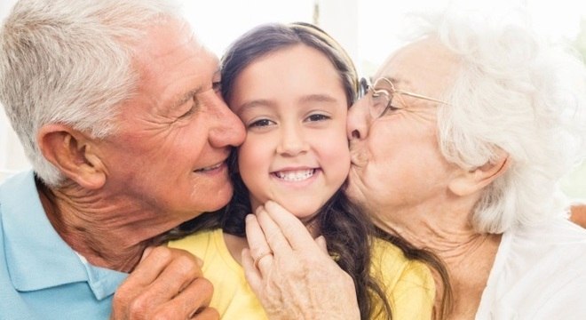 Justiça permite troca de sobrenome de infantes para homenagear avô